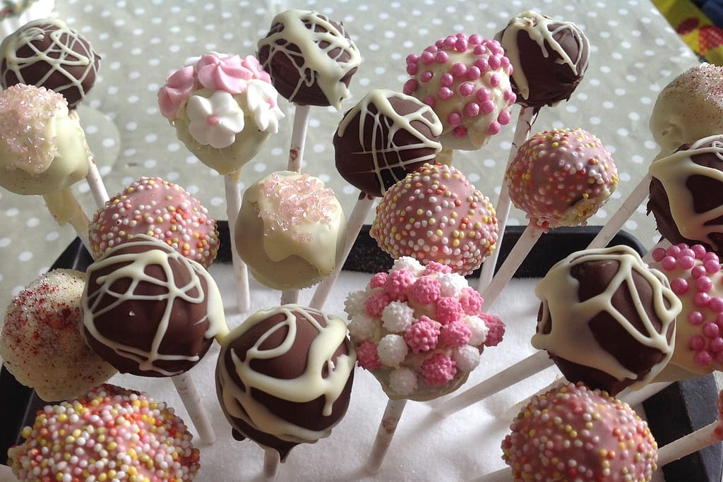 The Popular Cake Pop: Delicious, Creative, And Easy To Make – 2023 Dessert Recipe