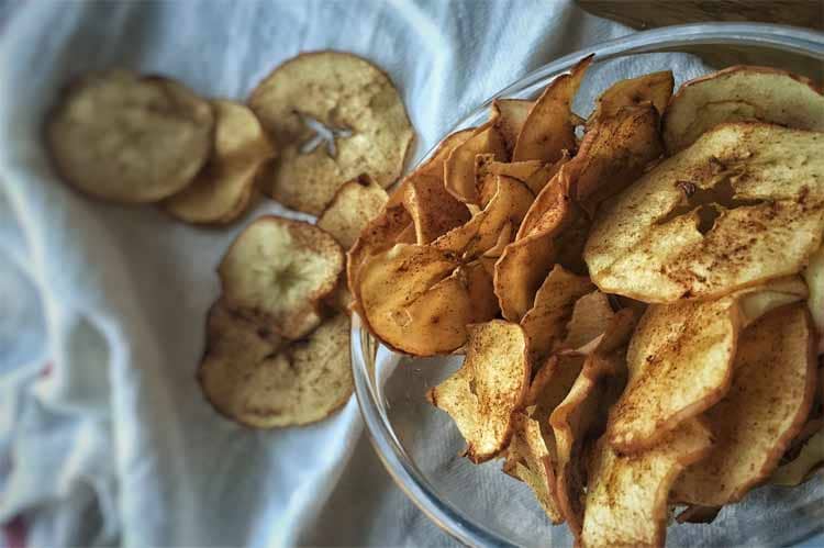 cinnamon apple chips